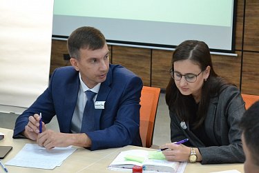 Как работается бизнесу в сфере легкой промышленности?